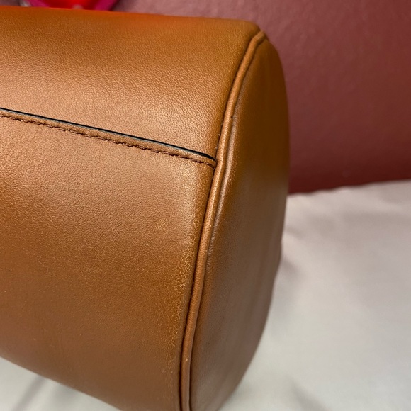 Coach Calf Leather Duffle & Matching Neon Wallet - Picture 13 of 14